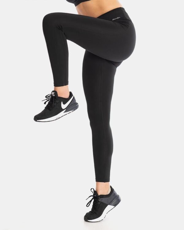 Snowtrends Black High-Waist Leggings – Sleek & Supportive Fit